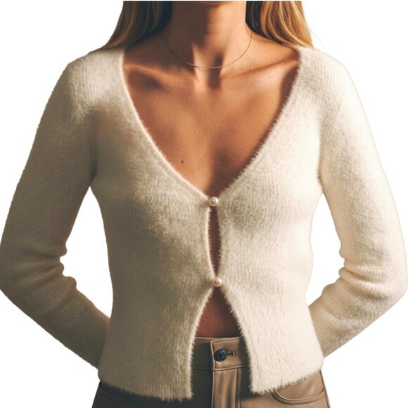 Abercrombie & Fitch Fuzzy Pearl Button Cream Cropped Cardigan XS Soft Knit - Picture 1 of 7